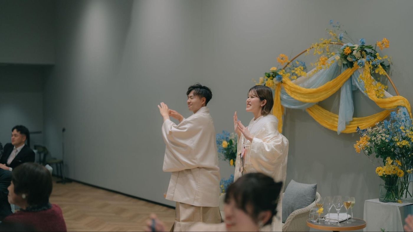 家族の愛情と友情に包まれた祝福の時間の様子31