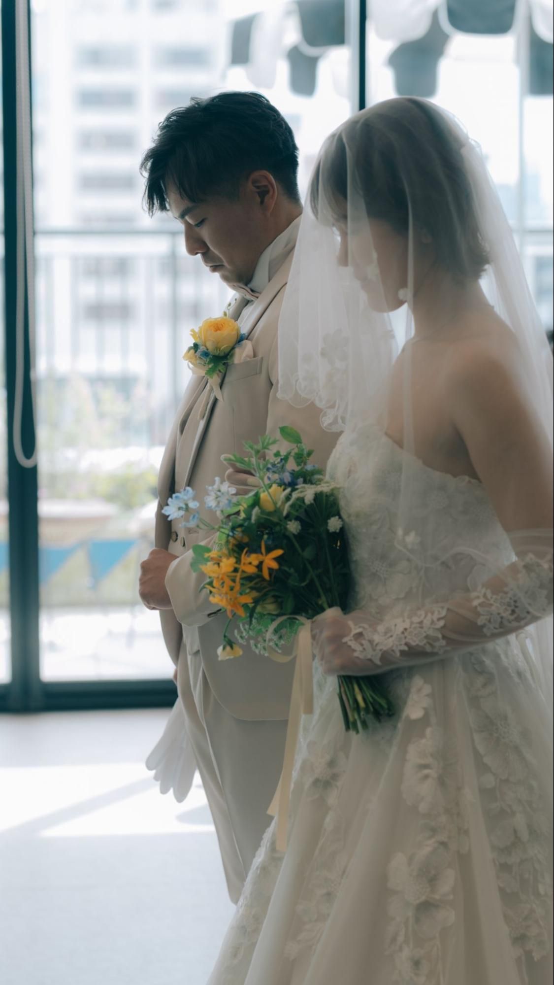 家族の愛情と友情に包まれた祝福の時間の様子18